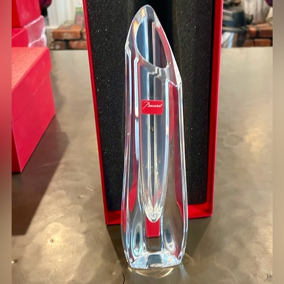Baccarat Crystal Rose Vase 230 - Picture 1 of 7